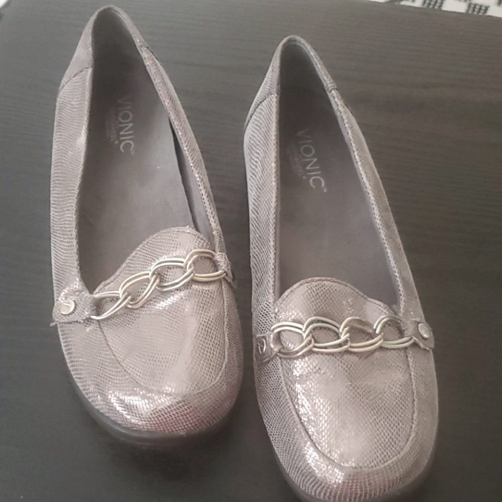 Loafers with orthotics